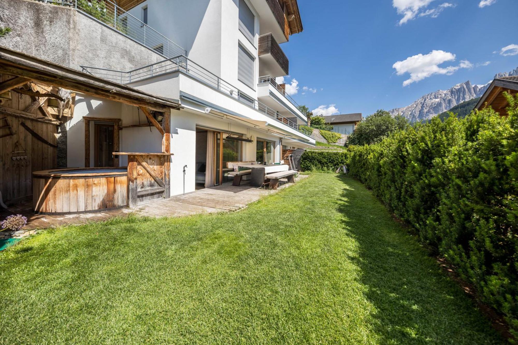 Residence Latemarblick Nova Levante Exteriör bild